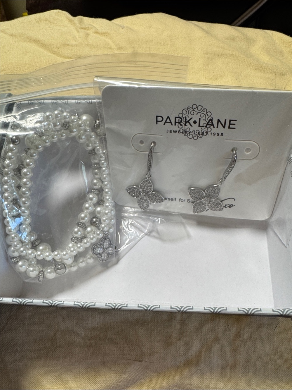 NIB Park Lane Vera Drop Earrings & Matching Pearl Bead Bracelet Set Silver